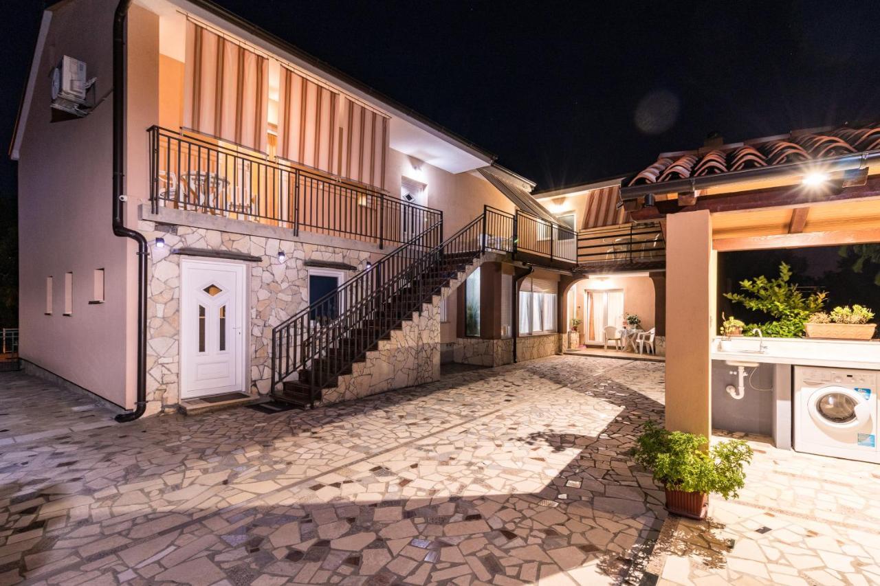 Apartments Kendel 파자나 외부 사진